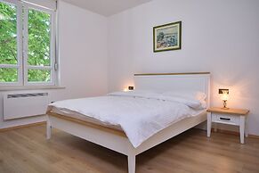 Bacci Central 2-Bedroom Apartment by Litto
