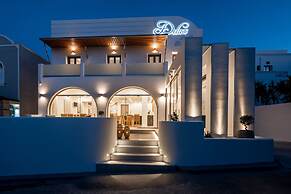 Deluxe Suites Santorini