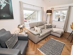 Riverside Retreat