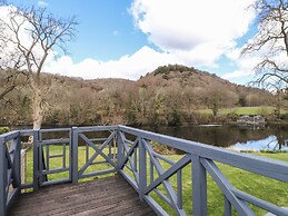 Riverside Retreat