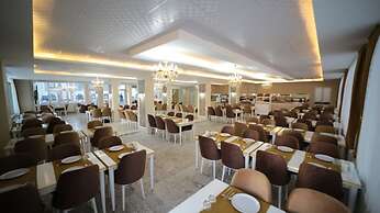 Grand Gulizar Hotel