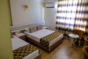 Grand Gulizar Hotel