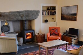 Thomas Cottage
