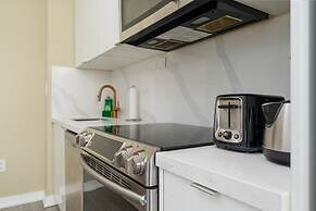 RS Boutique Suites - Fort York