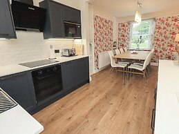Newby Bridge House