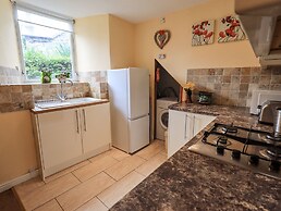 Hideaway Cottage