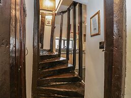 Old Oak Cottage