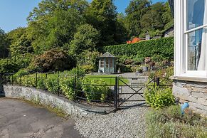 Stepping Stones House