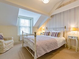 Oak House