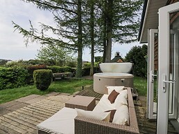 Lake Lodge