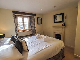 Penny Red Cottage