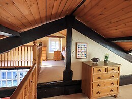 Courtyard Cottage