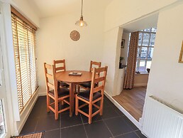 Courtyard Cottage