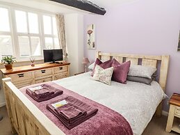 Buttonhole Cottage