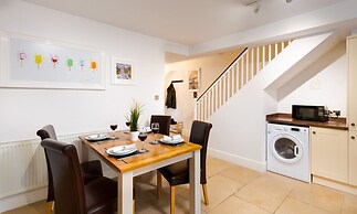 Oak Cottage