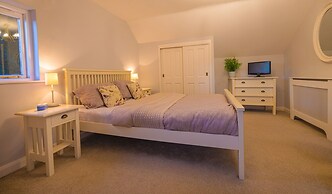Holly Cottage