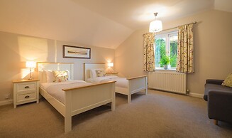 Holly Cottage