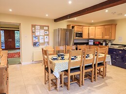Low House