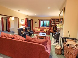Low House
