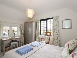 Larch Cottage