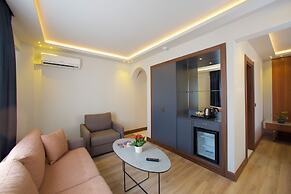Eyfel Hotel