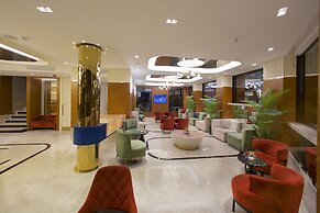 Eyfel Hotel