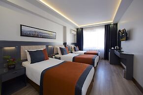 Eyfel Hotel