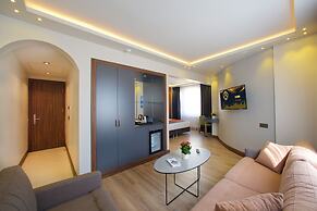 Eyfel Hotel