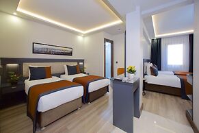 Eyfel Hotel