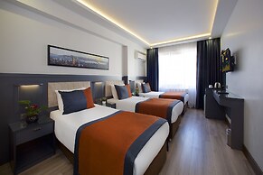 Eyfel Hotel