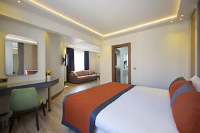 Eyfel Hotel