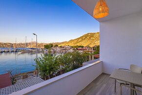 BASE Selimiye