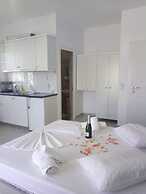 Mariana Apartments