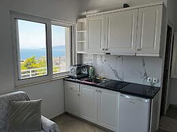 Mariana Apartments