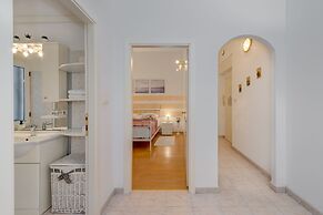 Apartment & Studio Riva Lucija by Litto