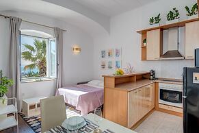 Apartment & Studio Riva Lucija by Litto