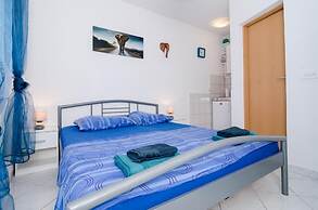 Apartments Ammos