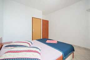 Apartments Neva