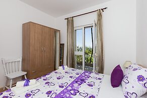 Apartments Olive