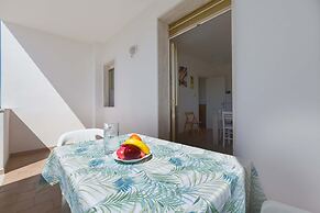2977 Villetta Idume by Barbarhouse