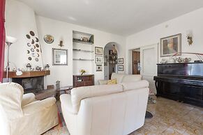 2947 Aia del Convento by Barbarhouse