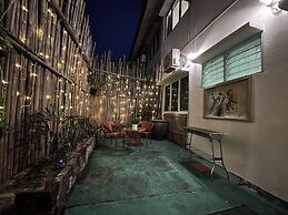 Baba & Charlie Homestay