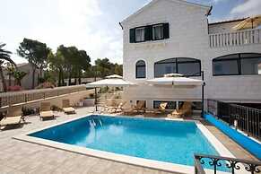 Apartments Villa Grlica