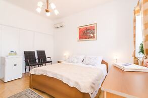 Apartments Davor