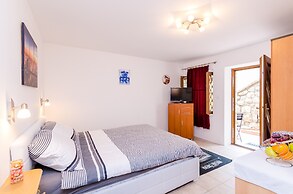 Apartments Davor