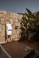 Aluna Dakhla
