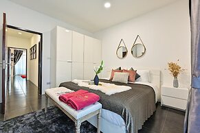Exquisite Pool Villa A