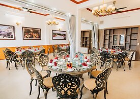 Nam Hong Hotel