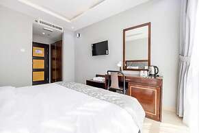 THE K HOTEL