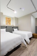 Bon 17 Hotel